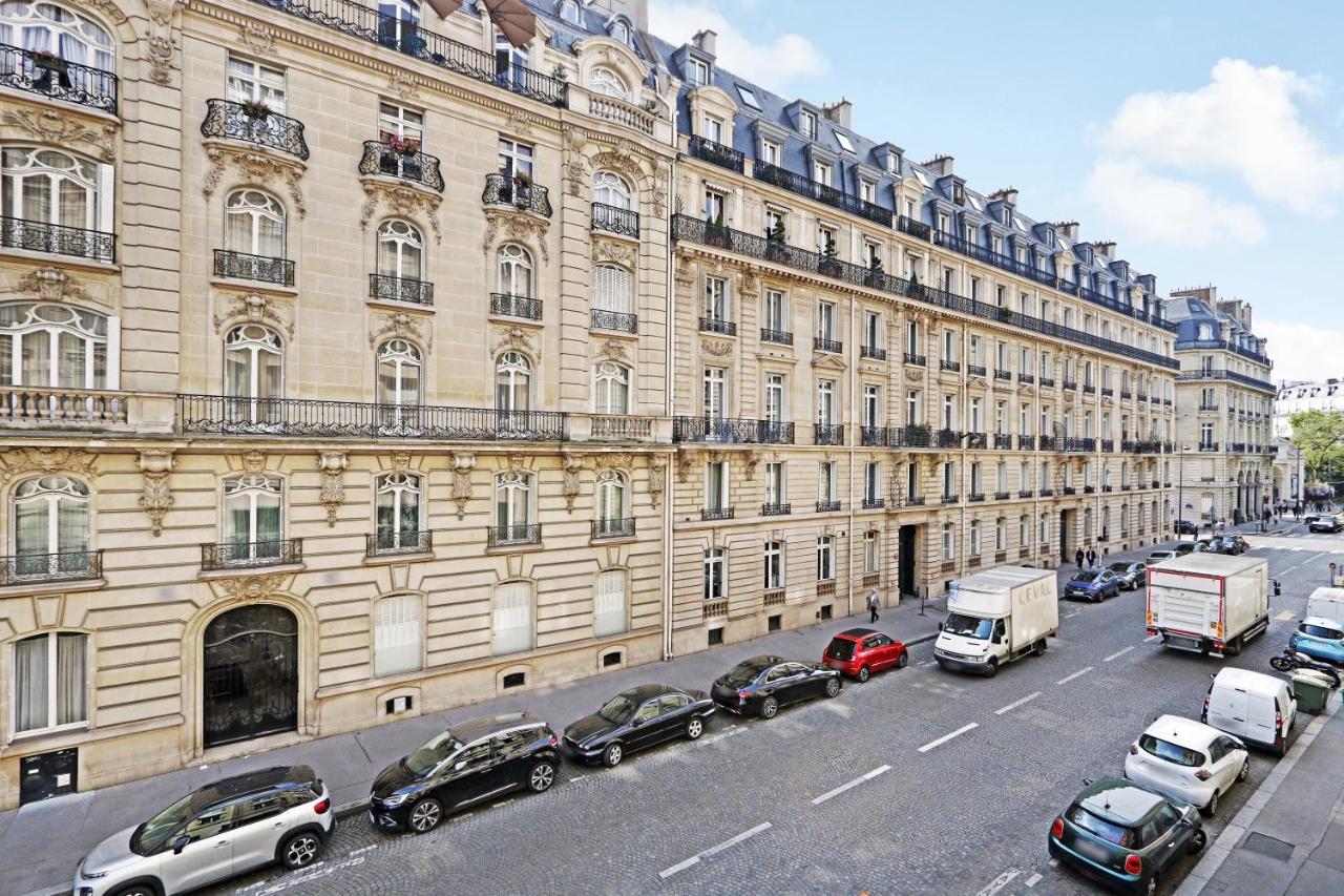 Pick A Flat's Apartment in Triangle d'Or - Pierre 1er de Serbie Paris Exterior foto