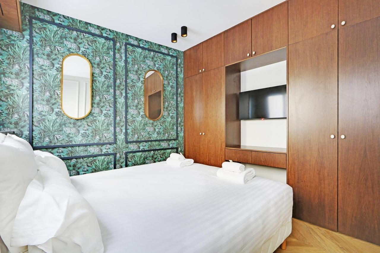 Pick A Flat's Apartment in Triangle d'Or - Pierre 1er de Serbie Paris Exterior foto